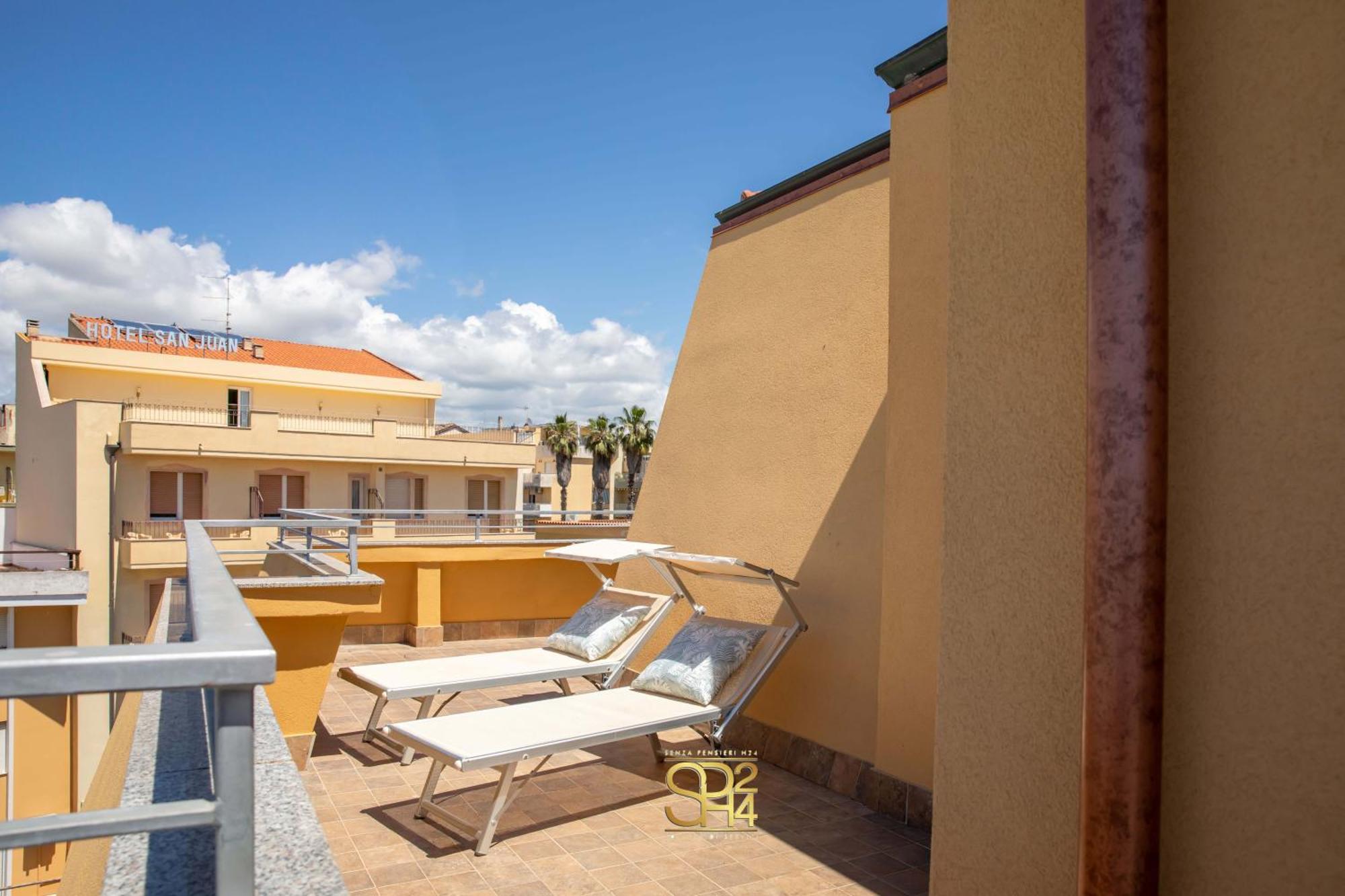 Panoramic Penthouse On The Gulf Of