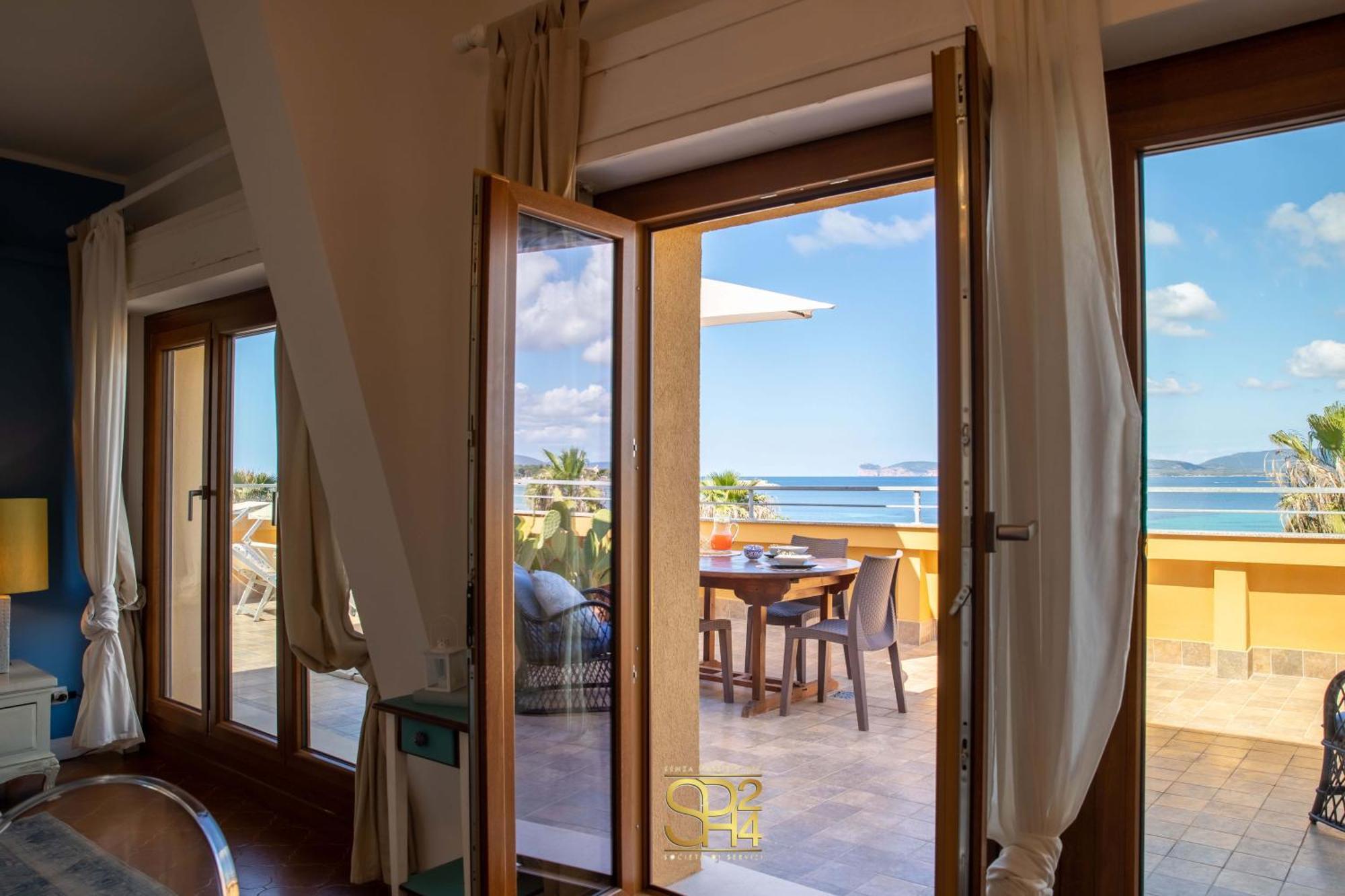 Apartment Panoramic Penthouse On The Gulf Of